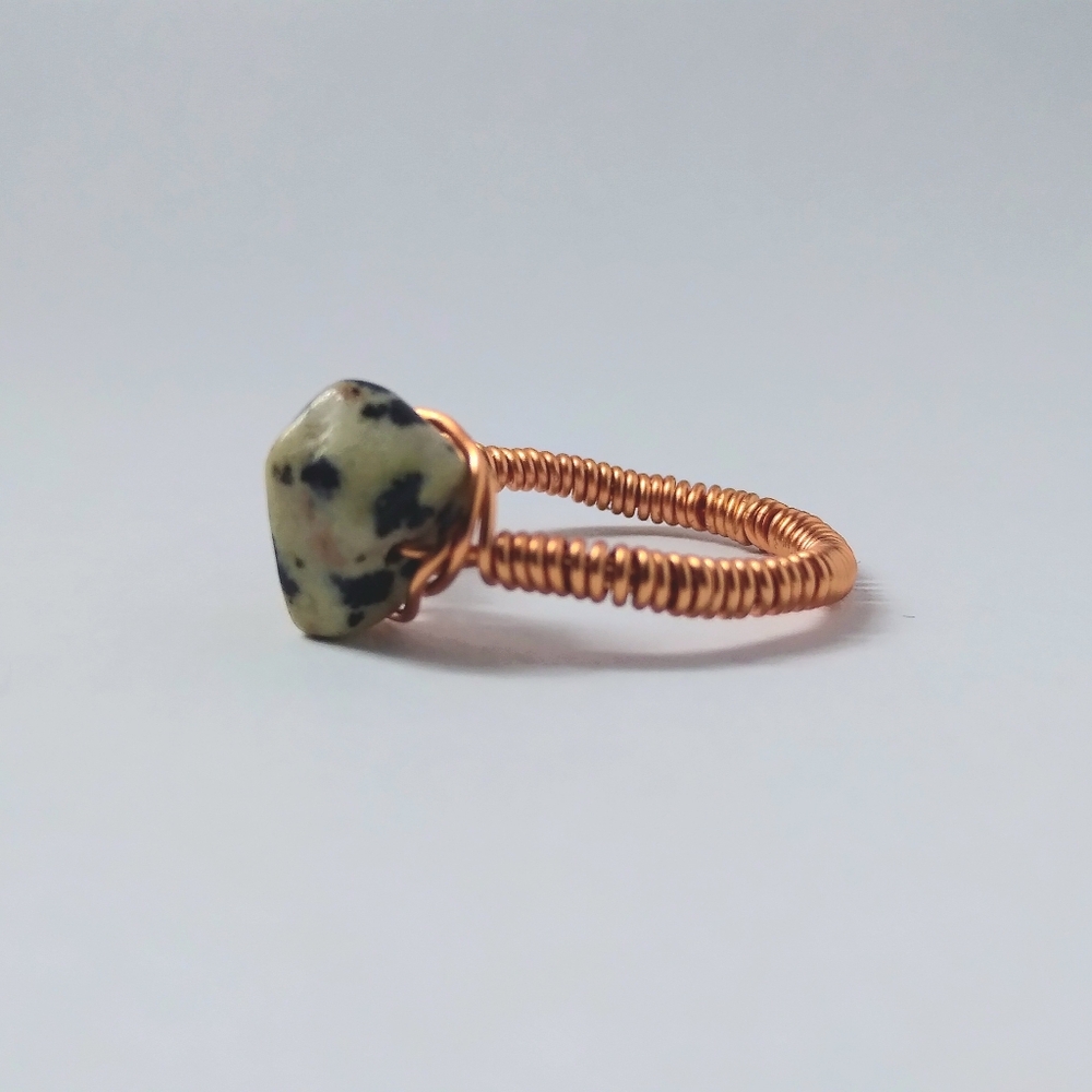 Beautiful Spotted Jasper Gem Handmade Twisted Rusted Gold Ring Size